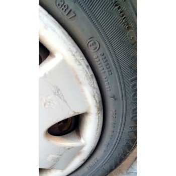 seat ibiza (6l1) del año 2003