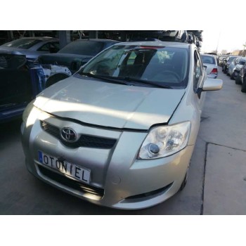 toyota auris del año 2007