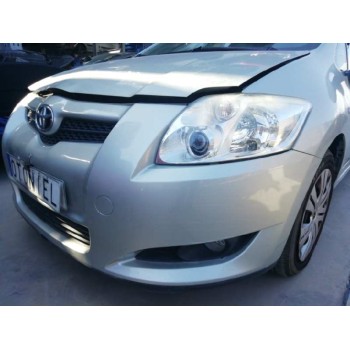 toyota auris del año 2007