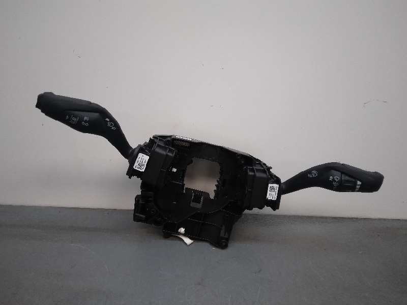 Recambio de mando multifuncion para ford mustang gt referencia OEM IAM LR3T14B522  