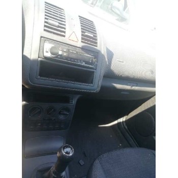 volkswagen polo berlina (6n2) del año 2000