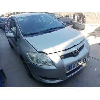 toyota auris del año 2007