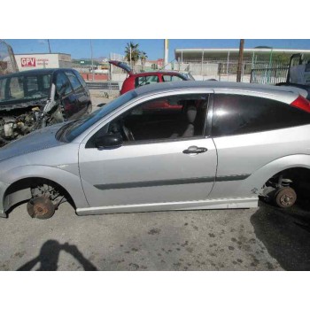 ford focus berlina (cak) del año 2000