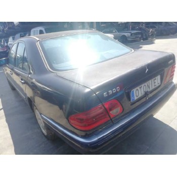 mercedes-benz clase e (w210) berlina diesel del año 1999