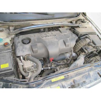 volvo s60 berlina del año 2001