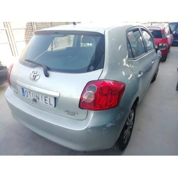 toyota auris del año 2007