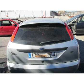 ford focus berlina (cak) del año 2000