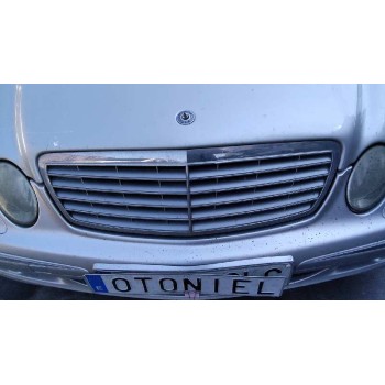 mercedes-benz clase e (w211) berlina del año 2003