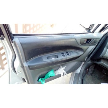 mitsubishi space wagon (n80/n90) del año 2001