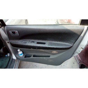 mitsubishi space wagon (n80/n90) del año 2001