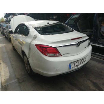 opel insignia berlina del año 2011