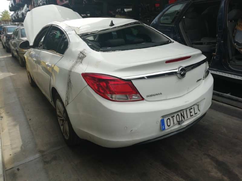 OPEL INSIGNIA BERLINA