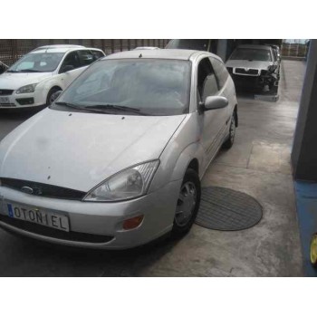 ford focus berlina (cak) del año 2000