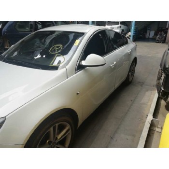 opel insignia berlina del año 2011