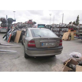 OPEL VECTRA B BERLINA