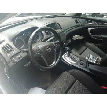 opel insignia berlina del año 2011