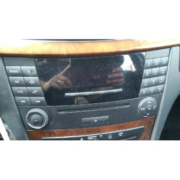 mercedes-benz clase e (w211) berlina del año 2003