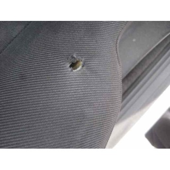 ford focus berlina (cak) del año 2000