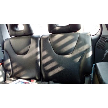 mitsubishi space wagon (n80/n90) del año 2001