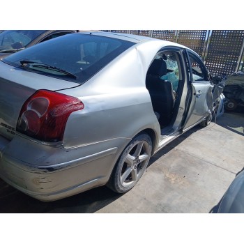 toyota avensis (_t25_) del año 2007