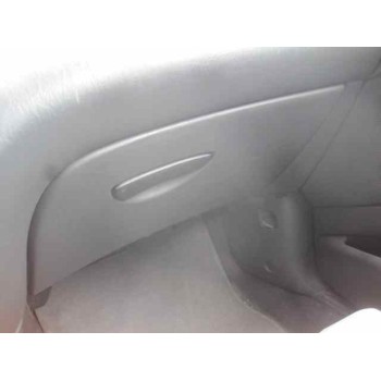 ford focus berlina (cak) del año 2000