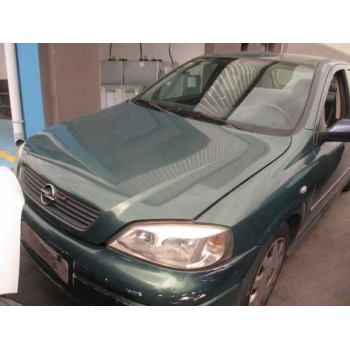 opel astra g berlina del año 2001
