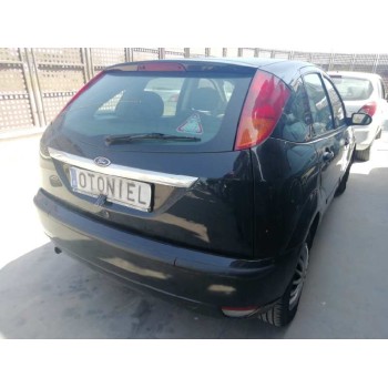 ford focus berlina (cak) del año 2004