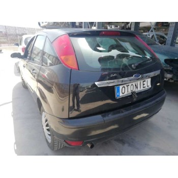 ford focus berlina (cak) del año 2004