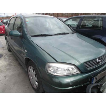 opel astra g berlina del año 2001