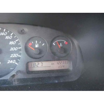 nissan primera berlina (p11) del año 2000