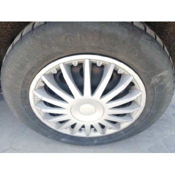 ford focus berlina (cak) del año 2004