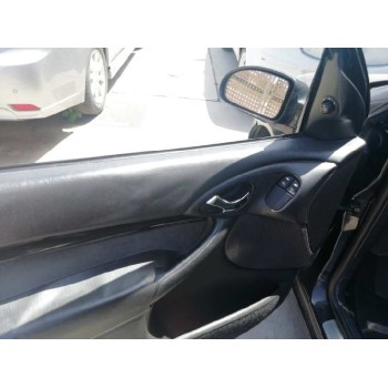 ford focus berlina (cak) del año 2004