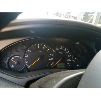 ford focus berlina (cak) del año 2004