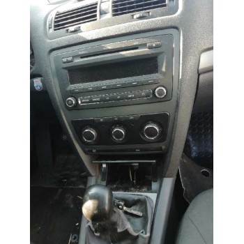 skoda octavia berlina (1z3) del año 2012