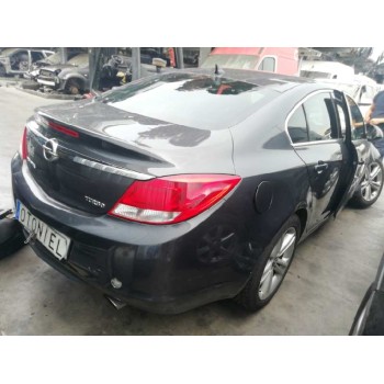 opel insignia berlina del año 2011