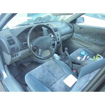 mitsubishi galant berlina (ea0) del año 1998