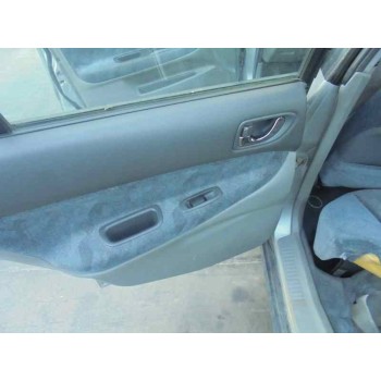 mitsubishi galant berlina (ea0) del año 1998