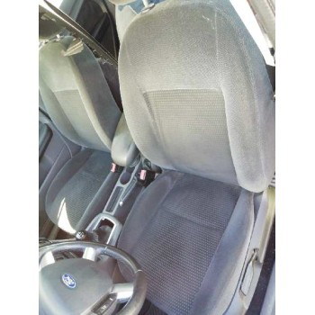 ford focus berlina (cap) del año 2006