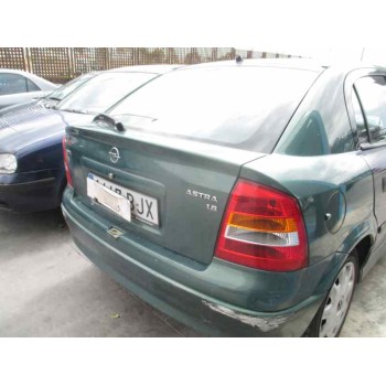 opel astra g berlina del año 2001