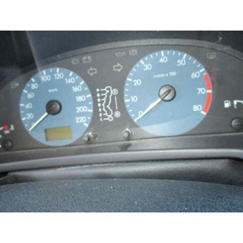 citroën xsara berlina del año 2001