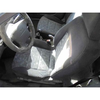 daewoo lanos del año 2001