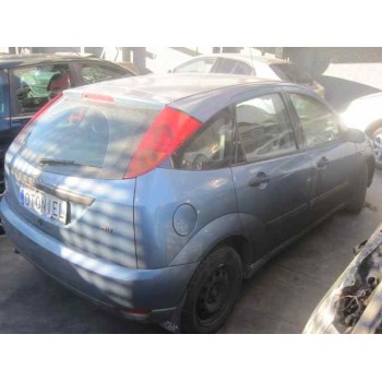 ford focus berlina (cak) del año 2001