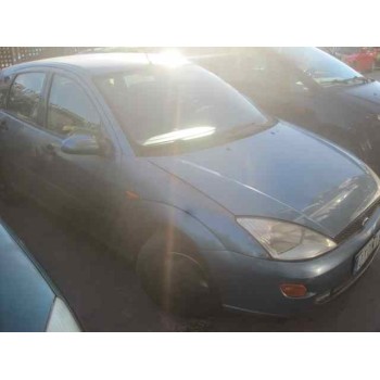 ford focus berlina (cak) del año 2001