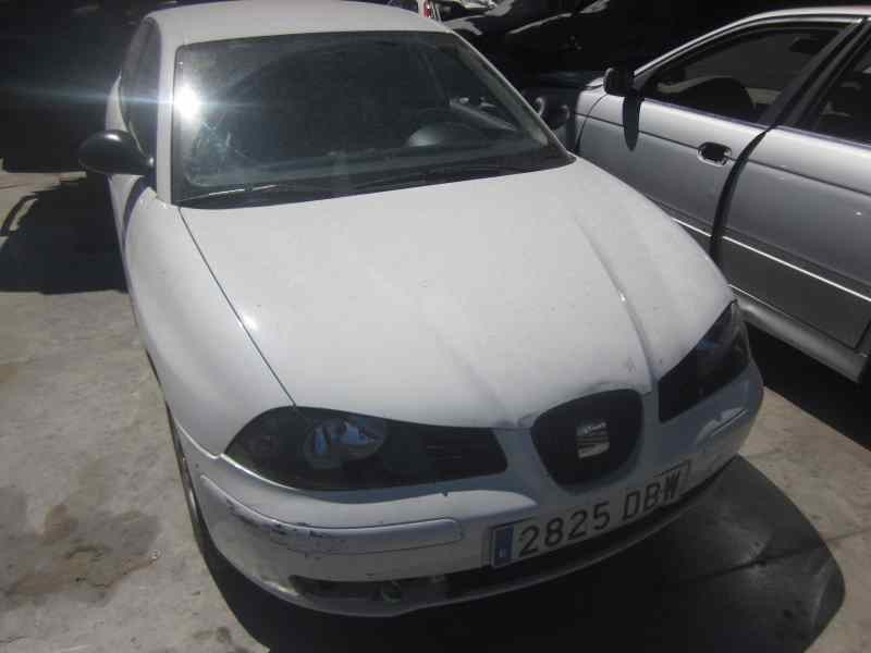 seat ibiza (6l1) del año 2004