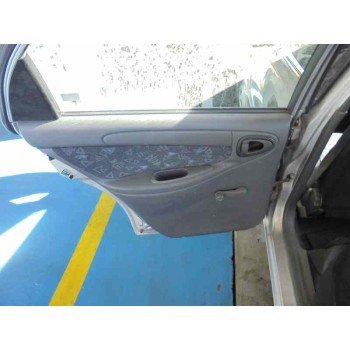 daewoo lanos del año 2001