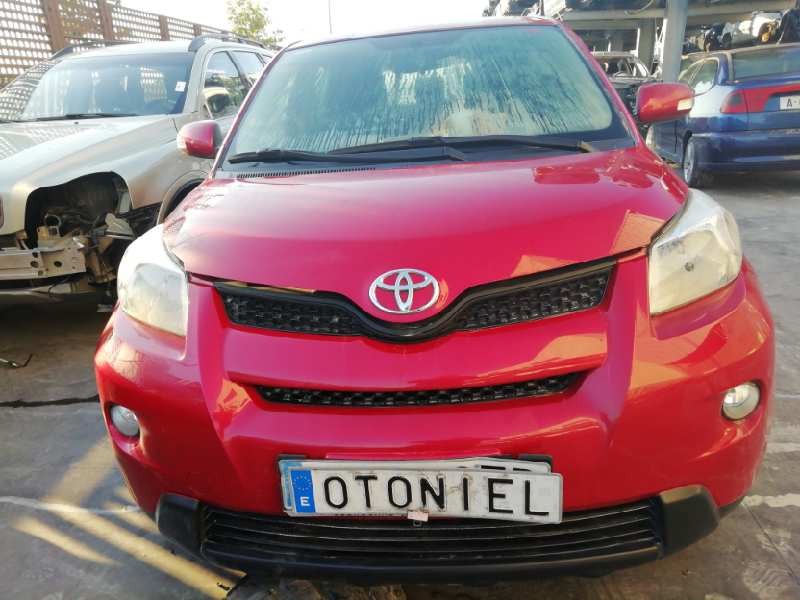 TOYOTA URBAN CRUISER