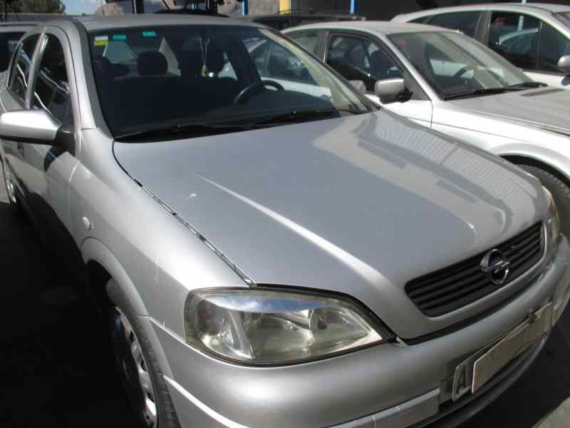 opel astra g berlina del año 1999