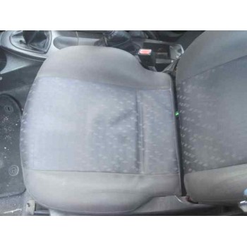 ford focus berlina (cak) del año 2001