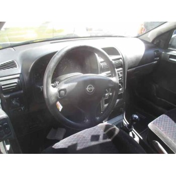 opel astra g berlina del año 1999