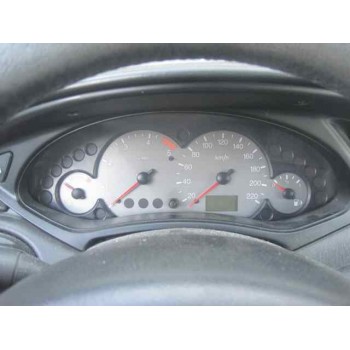 ford focus berlina (cak) del año 2001